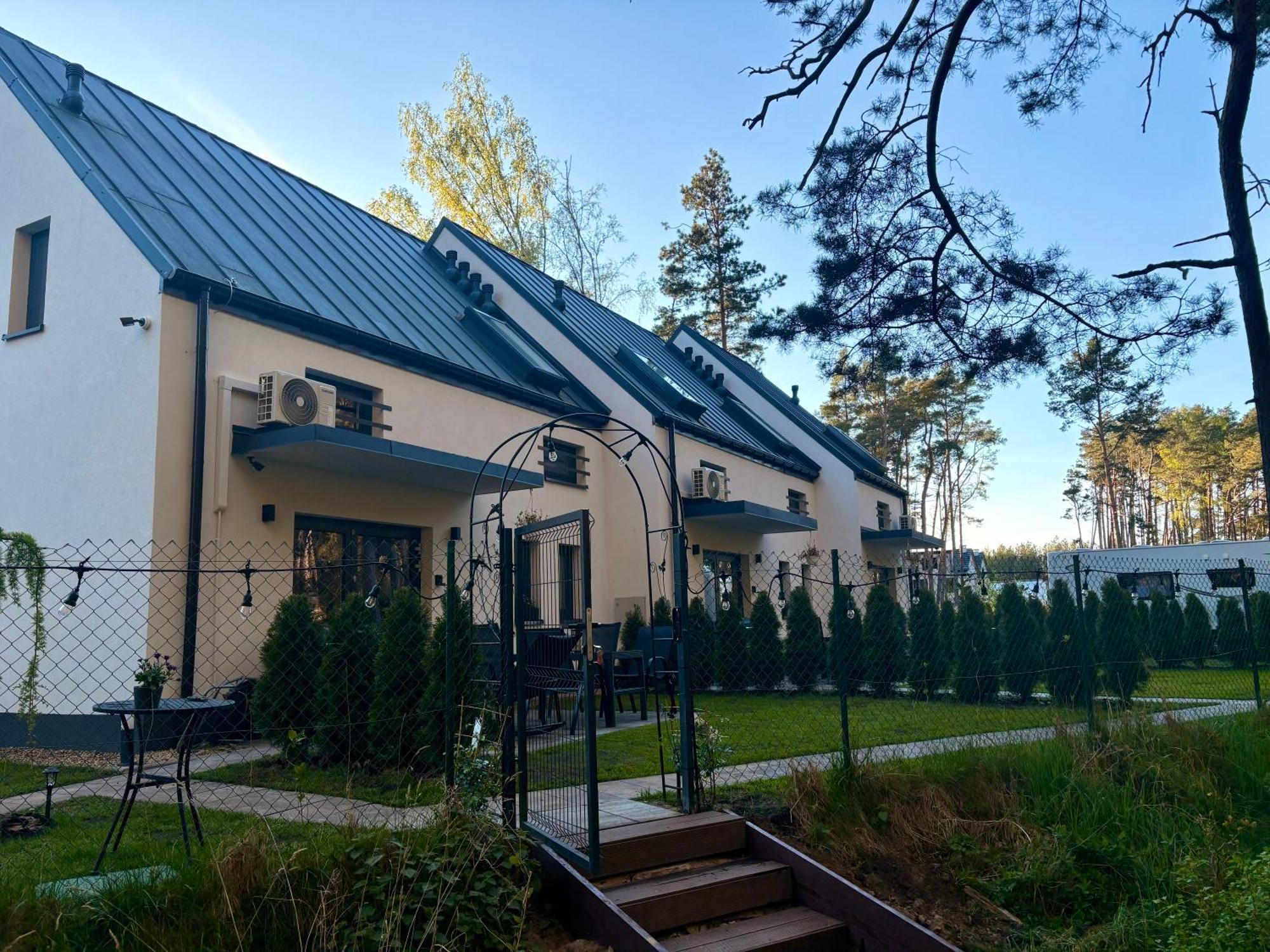 La Brisa Apartments Dziwnówek Exteriör bild